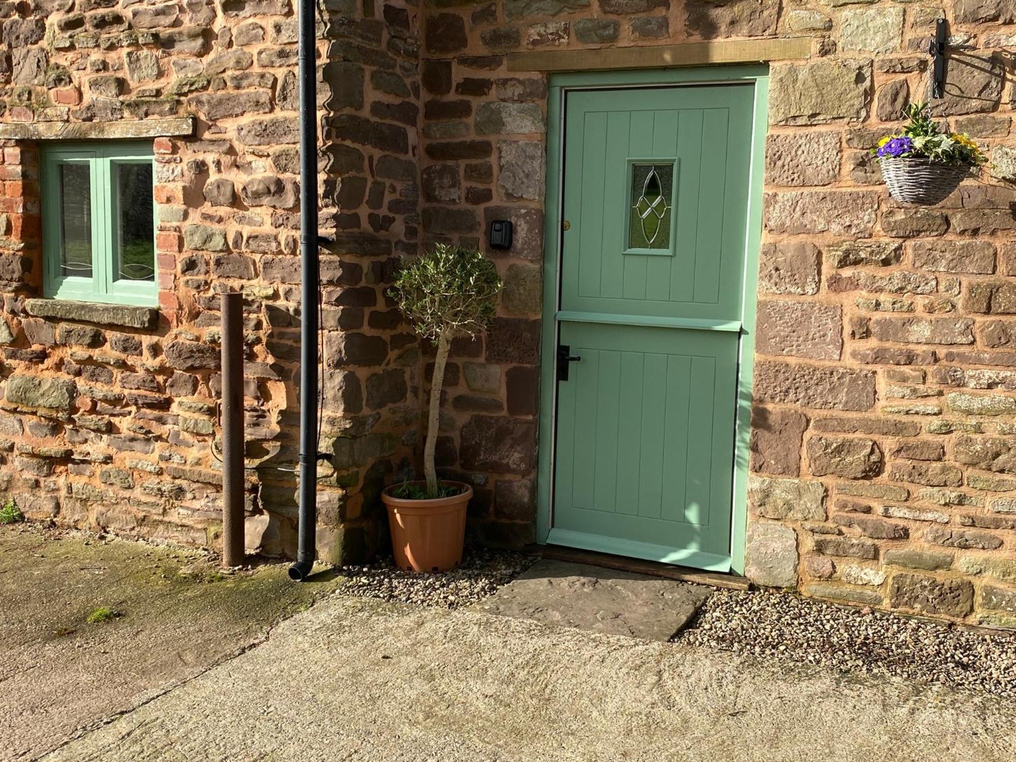 Oaklands Cottage On A Rural Farm Dingestow Exteriör bild